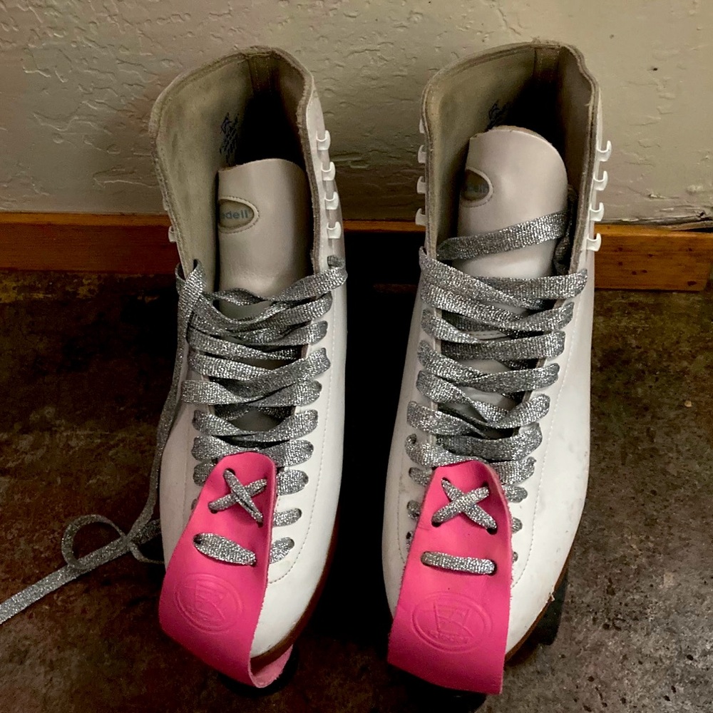 Riedell white women's size 10 roller skates